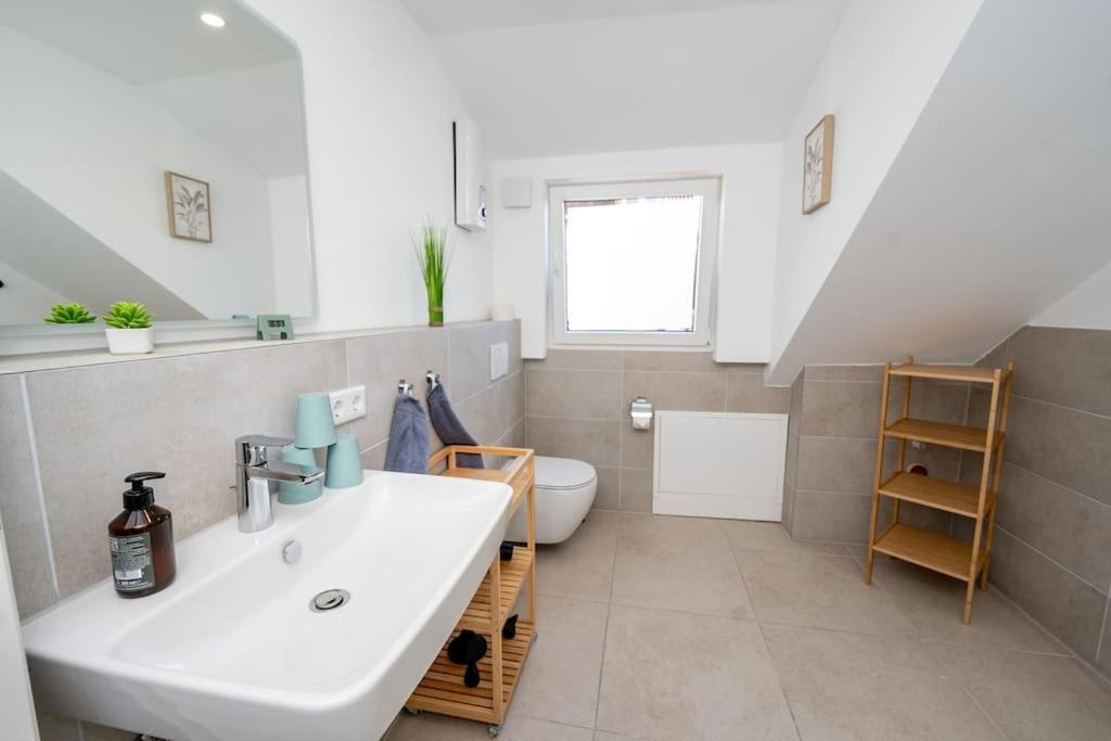 Moderne Maisonette Wohnung Im Fluesseviertel BRE Exteriér fotografie